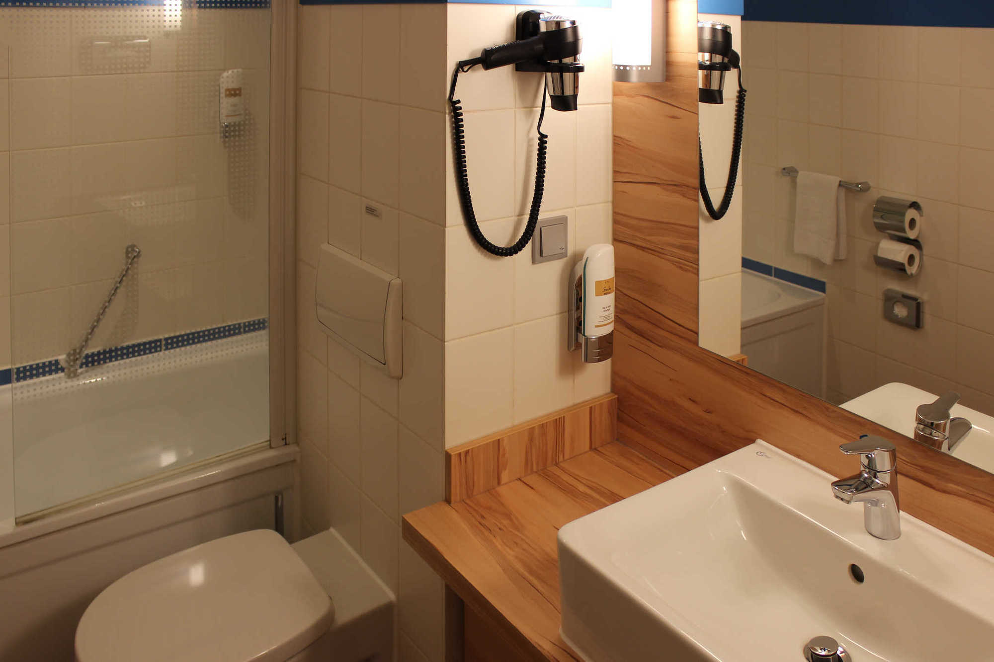 Quality Hotel, Star Inn Premium Bremen BRE Quarto foto
